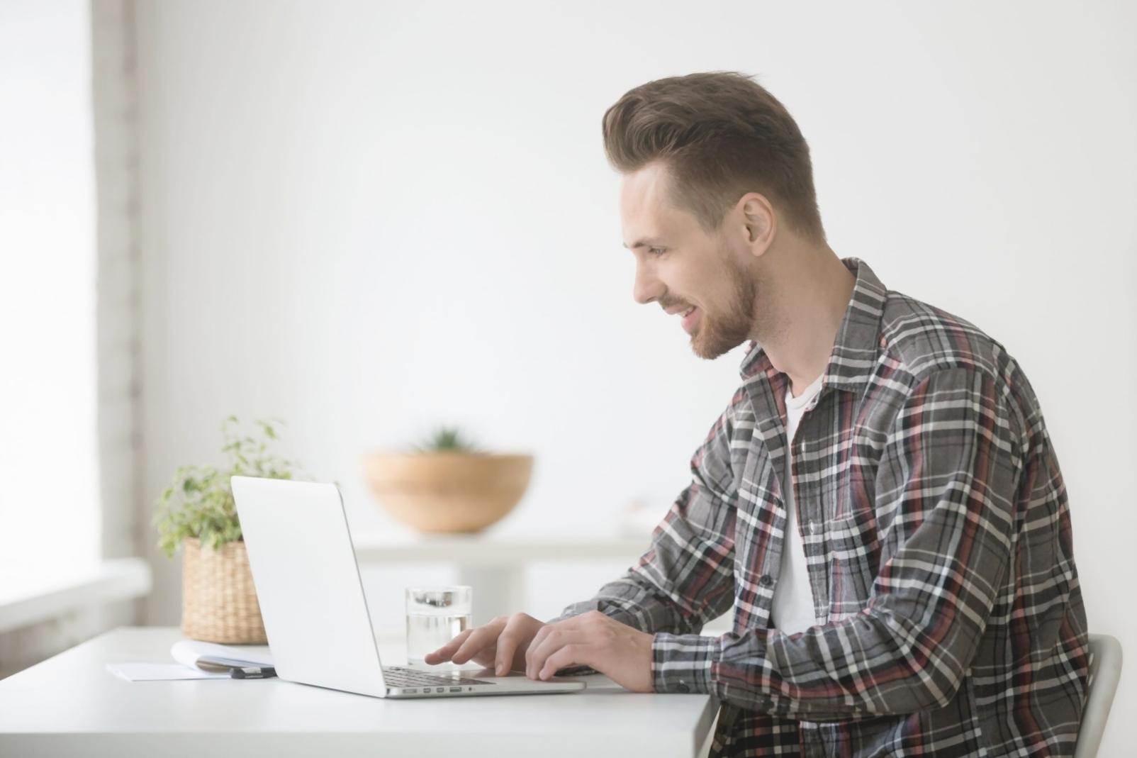 Analyse d'opportunités d'affaires et développement de projets entrepreneuriaux